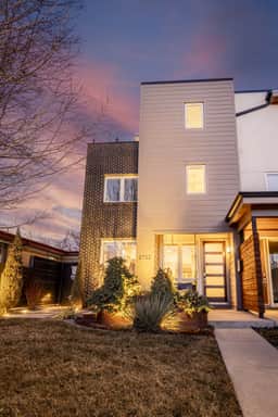 Luxury Oasis! Heated Pool, Rooftop Spa, Fire Pits